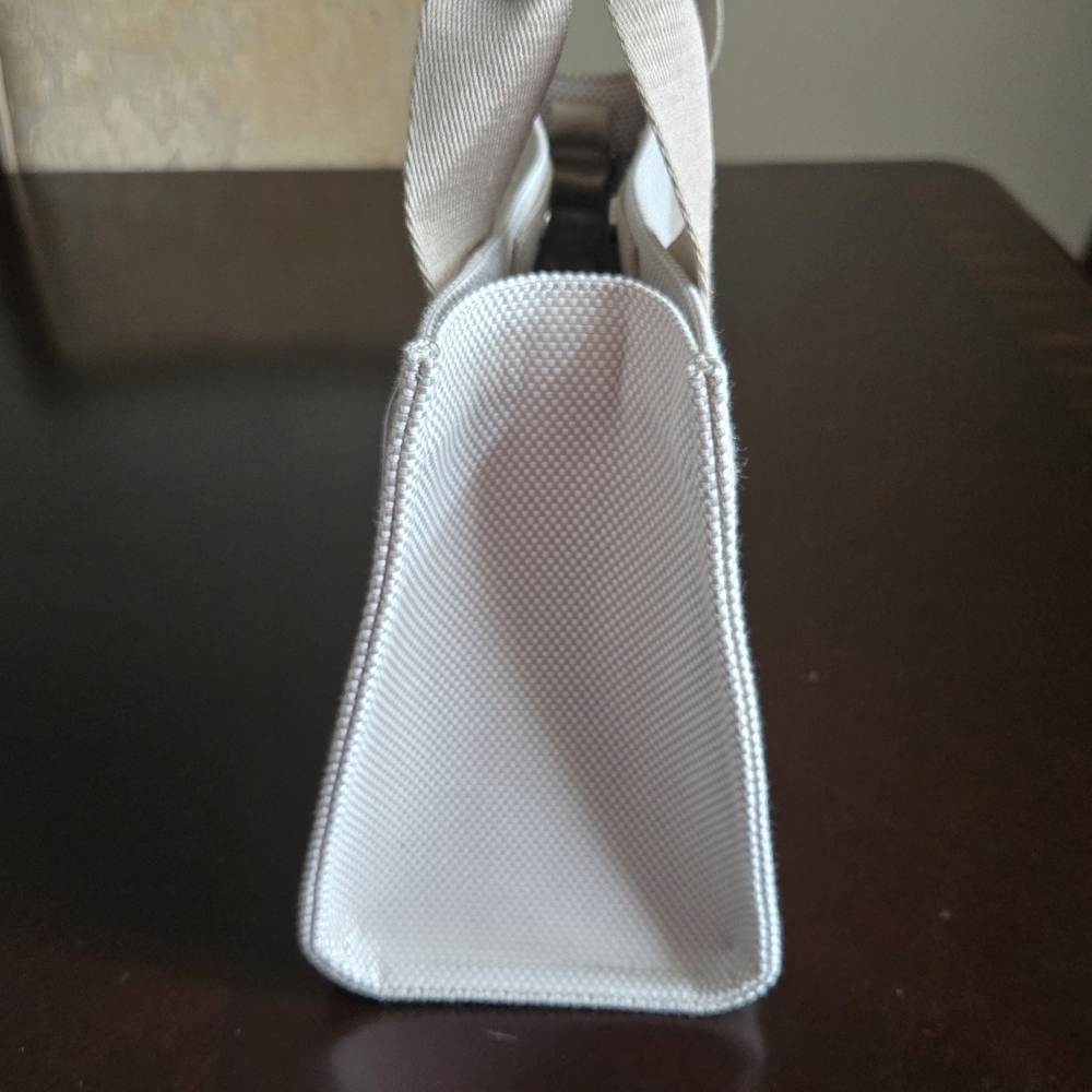 lululemon athletica Cream and Tan Mini Tote Bag - Picture 4 of 9
